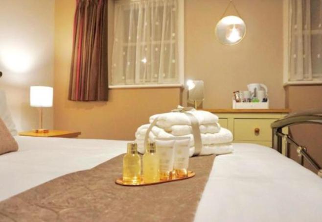 Stratton Cottage Guesthouse Biggleswade Exteriér fotografie A room at the hotel